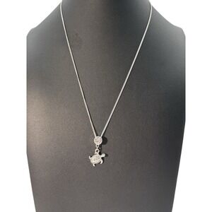 Vintage Silver Tone Shiny Cute Sea Turtle and‎ Clear Rhinestone 19" Necklace